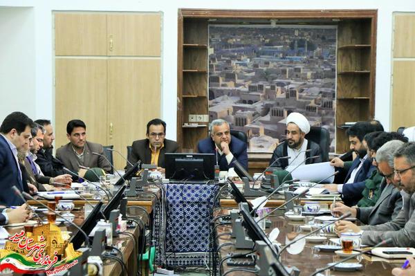 باید به برکت خون شهدا، دست آورد های انقلاب را به همه نشان داد