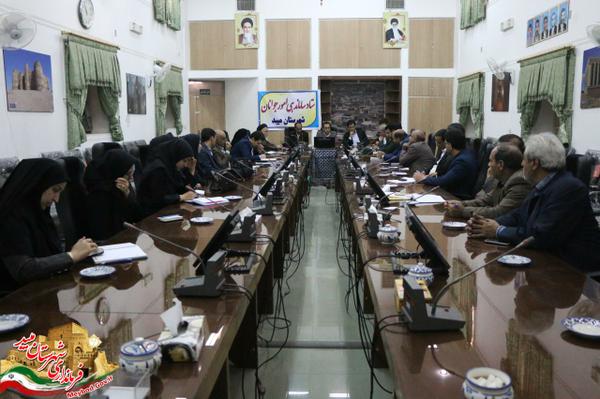 جوانان را باید باور کرد و به آن‌ها عزت‌نفس داد