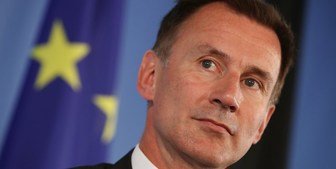 جرمی هانت استعفا کرد جرمی هانت استعفا کرد