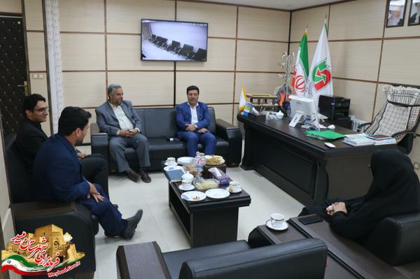 پیگیری مسائل شهرستان در دیدارهای جداگانه فرماندارمیبد با مسئولان استان