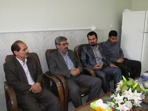 فرهمند در دیدار از بیمارستان خاتم الانبیاء ابرکوه خبر داد توجه ویژه به بخش بهداشت و درمان در بودجه 90 فرهمند در دیدار از بیمارستان خاتم الانبیاء ابرکوه خبر داد توجه ویژه به بخش بهداشت و درمان در بودجه 90