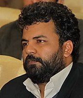 مدیرکل ارشاد یزد: صنایع استان یزد پشتیبان هنرمندان باشند مدیرکل ارشاد یزد: صنایع استان یزد پشتیبان هنرمندان باشند