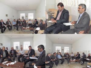 دیدارنماینده مردم 5 شهرستان استان یزد با دهیاران و اعضای شورای اسلامی دهستان فراغه ابرکوه+ تصویر دیدارنماینده مردم 5 شهرستان استان یزد با دهیاران و اعضای شورای اسلامی دهستان فراغه ابرکوه+ تصویر