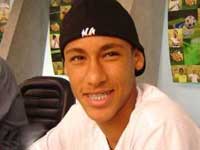 جريمه نيمار به علت توهين به داور درصفحه تویتر خود جريمه نيمار به علت توهين به داور درصفحه تویتر خود