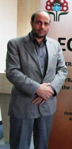 پاسخ نمایندگان رییس جمهور قانع کننده نبود/ ارز را تک نرخی کنید