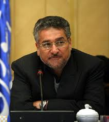 تابش:پذیرش لایحه بودجه به زمان حضور رئیس جمهور موکول شود