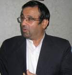 غلامعلي سفيد:در اين شرايط درايت و تدبير، پيشنهاد انتخاب استاندار بومي و آشنا را ميدهد غلامعلي سفيد:در اين شرايط درايت و تدبير، پيشنهاد انتخاب استاندار بومي و آشنا را ميدهد