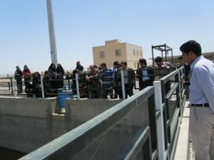 بازديد 65 نفر از دانشجويان از شهركهاي صنعتي مهريز و يزد