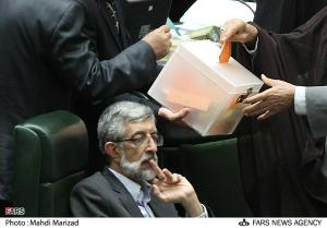 حداد در زمان انتخابات هیئت رئیسه /عکس