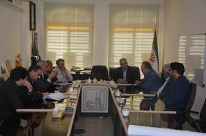 جلسه هم اندیشی درخصوص مکان یابی مسیر تردد تاکسی و مینی بوس در بافت تاریخی شهر یزد جلسه هم اندیشی درخصوص مکان یابی مسیر تردد تاکسی و مینی بوس در بافت تاریخی شهر یزد