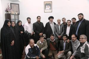 گزارش تصویری دیدار جمعی از خبرنگاران و اصحاب رسانه با امام جمعه بافق گزارش تصویری دیدار جمعی از خبرنگاران و اصحاب رسانه با امام جمعه بافق