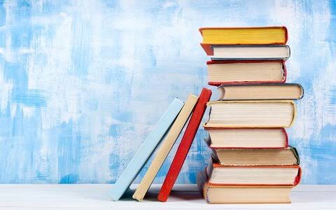 مردم برای وقف کتاب دست به کار شوند