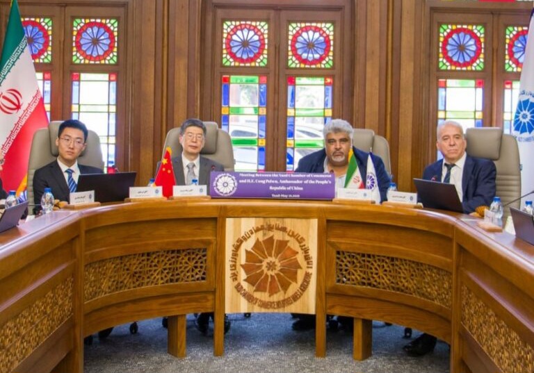 فصل نوین همکاری‌های اقتصادی یزد و چین؛ از گردشگری تا انرژی خورشیدی